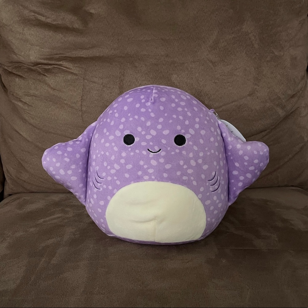 Squishmallows 8” Aziza Stingray